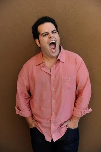 Josh Gad Wall Poster picture 647019