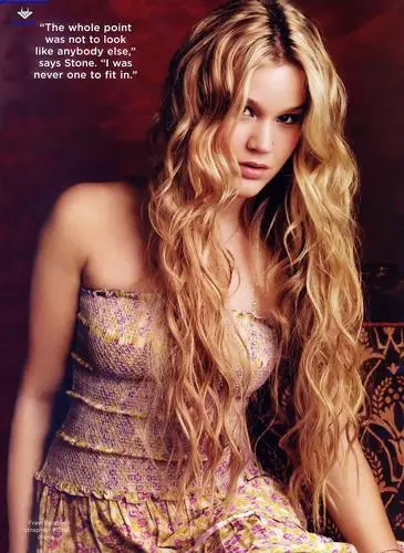 Joss Stone Jigsaw Puzzle picture 38171