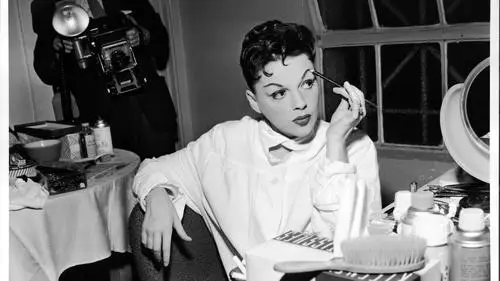 Judy Garland Wall Poster picture 929105