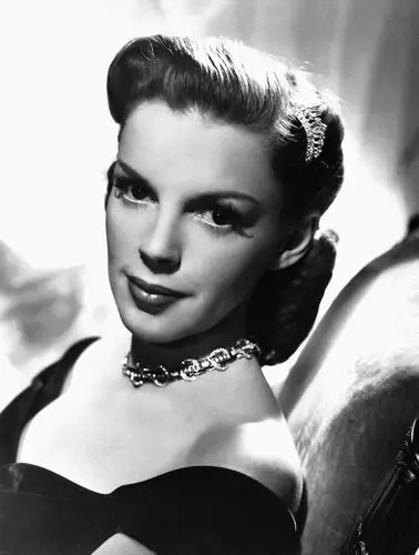 Judy Garland Jigsaw Puzzle picture 929145