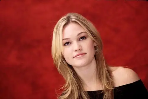 Julia Stiles Wall Poster picture 663685