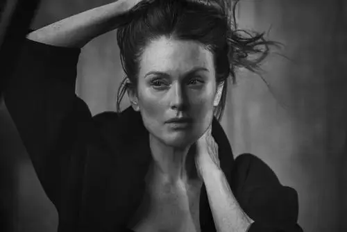 Julianne Moore Wall Poster picture 706959