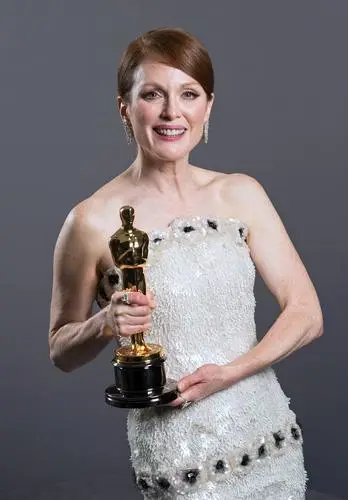 Julianne Moore Jigsaw Puzzle picture 795238