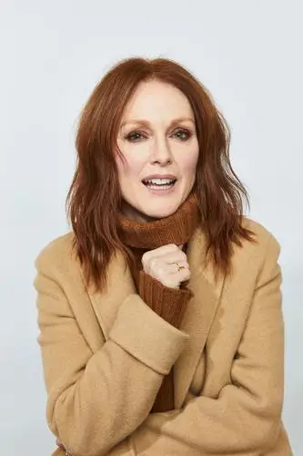 Julianne Moore Wall Poster picture 846936