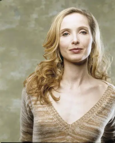 Julie Delpy Wall Poster picture 650612