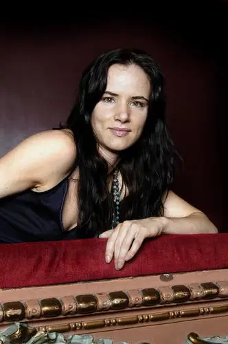 Juliette Lewis Protected Face mask - idPoster.com