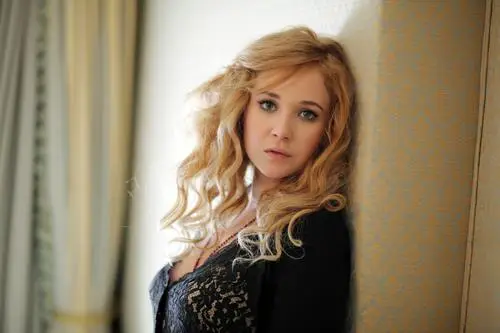 Juno Temple Jigsaw Puzzle picture 284966