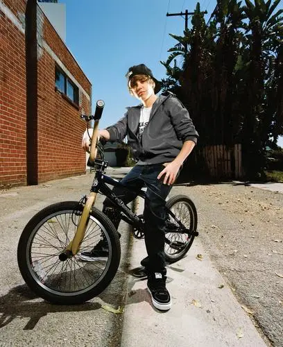 Justin Bieber Jigsaw Puzzle picture 332161