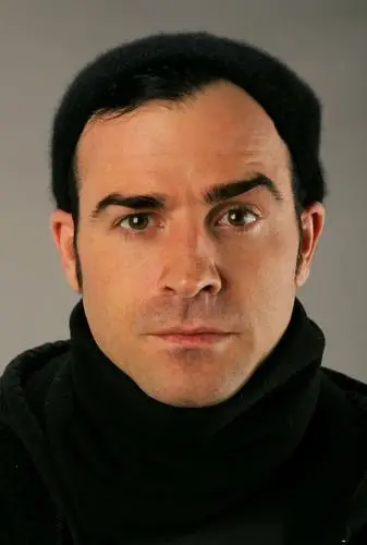 Justin Theroux Protected Face mask - idPoster.com