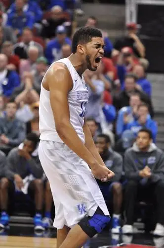 Karl-Anthony Towns Wall Poster picture 692707