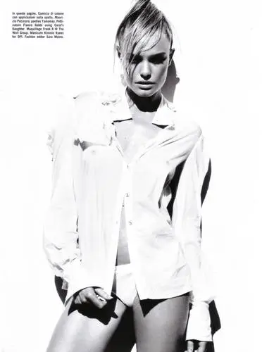 Kate Bosworth White T-Shirt - idPoster.com