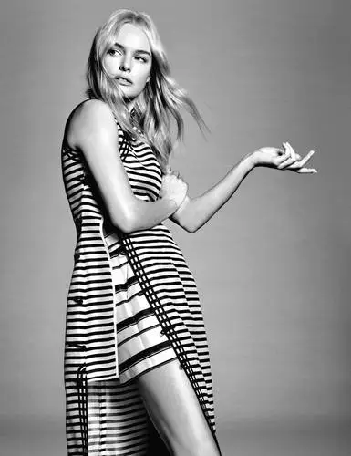Kate Bosworth Wall Poster picture 709325