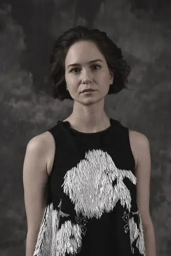 Katherine Waterston Women's Colored T-Shirt - idPoster.com