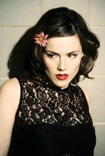 Kathleen Robertson Wall Poster picture 660356