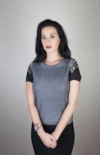 Katy Perry Women's Colored T-Shirt - idPoster.com