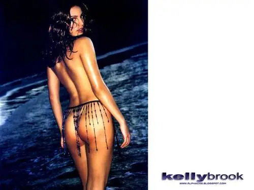 Kelly Brook Computer MousePad picture 143292