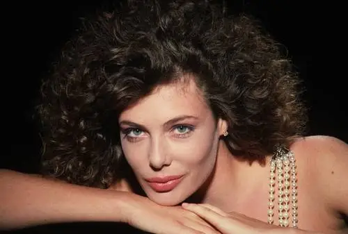 Kelly LeBrock Jigsaw Puzzle picture 666006
