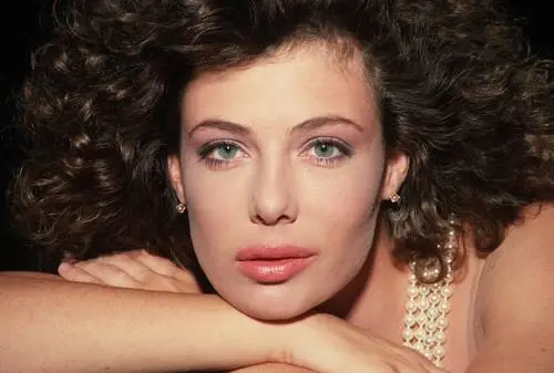 Kelly LeBrock Jigsaw Puzzle picture 666007