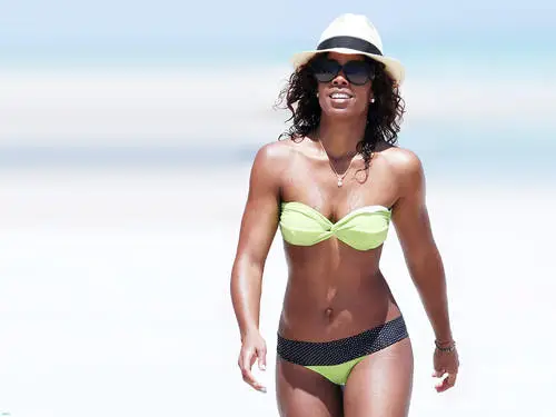 Kelly Rowland Computer MousePad picture 234822