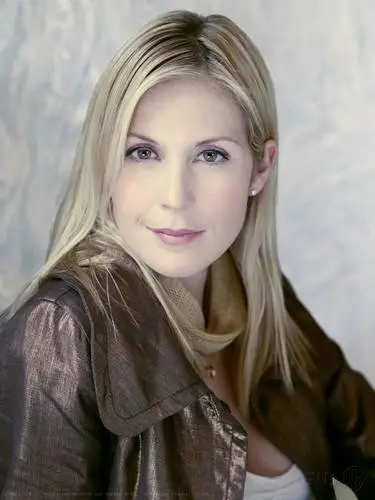 Kelly Rutherford Protected Face mask - idPoster.com