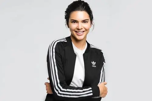Kendall Jenner Women's Colored  Long Sleeve T-Shirt - idPoster.com