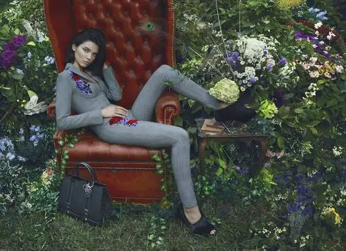 Kendall Jenner Jigsaw Puzzle picture 728244