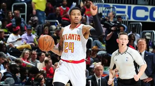 Kent Bazemore Wall Poster picture 716265