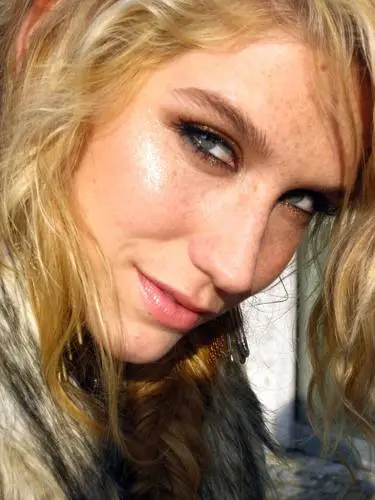Kesha Jigsaw Puzzle picture 111153