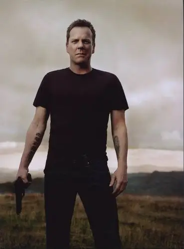 Kiefer Sutherland Wall Poster picture 494880