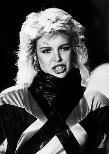 Kim Wilde Wall Poster picture 729652