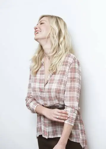 Kirsten Dunst Drawstring Backpack - idPoster.com