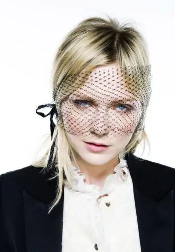 Kirsten Dunst Wall Poster picture 65356