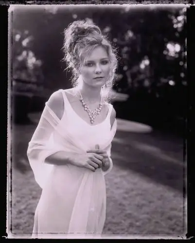 Kirsten Dunst Wall Poster picture 729127