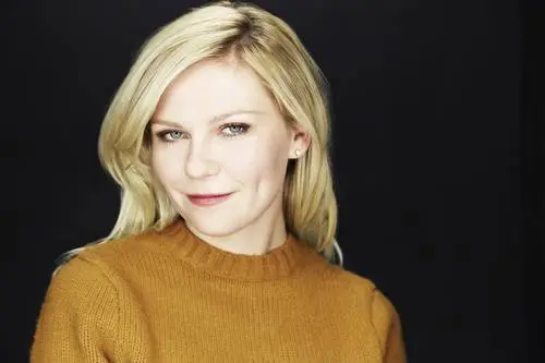 Kirsten Dunst Wall Poster picture 729326