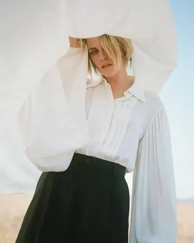 Kristen Stewart Men's Colored  Long Sleeve T-Shirt - idPoster.com