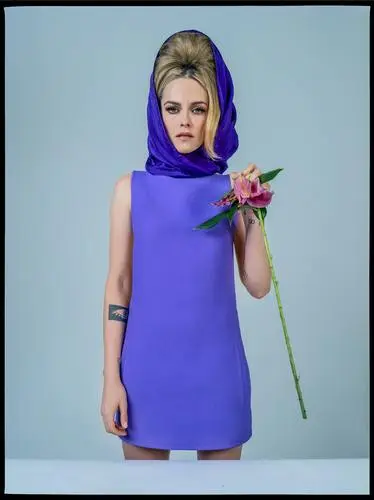 Kristen Stewart Women's Colored Hoodie - idPoster.com