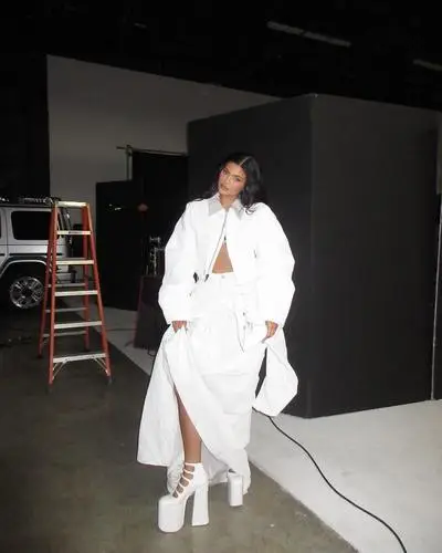 Kylie Jenner Image Jpg picture 1053743