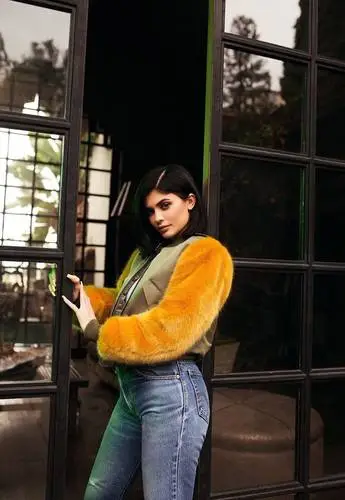 Kylie Jenner Wall Poster picture 741659