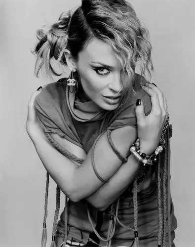 Kylie Minogue Women's Colored Hoodie - idPoster.com