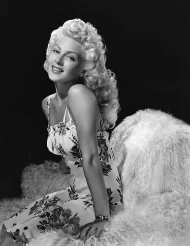 Lana Turner Wall Poster picture 789003
