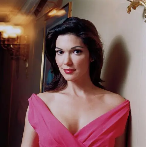 Laura Harring Jigsaw Puzzle picture 40447