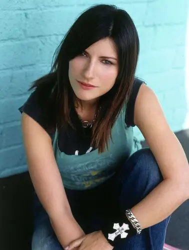 Laura Pausini Wall Poster picture 12980