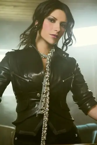 Laura Pausini Wall Poster picture 731779