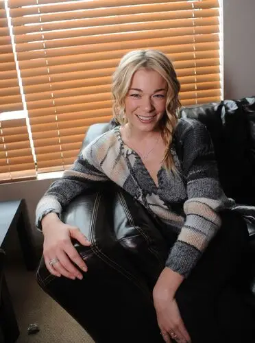 LeAnn Rimes Wall Poster picture 742137