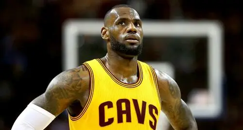 LeBron James Protected Face mask - idPoster.com