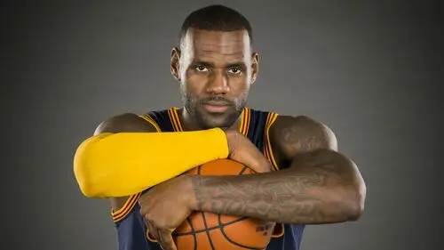 LeBron James Wall Poster picture 695754