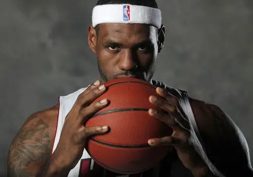 LeBron James Wall Poster picture 695761