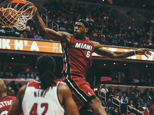 LeBron James Wall Poster picture 695794