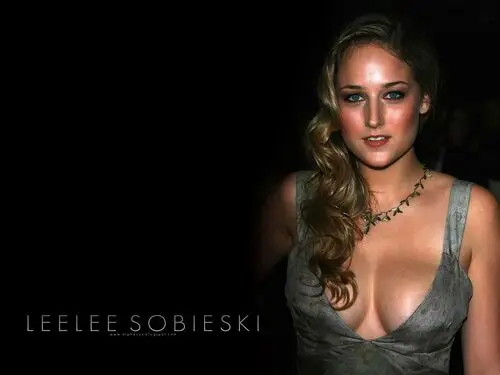 Leelee Sobieski Wall Poster picture 145765