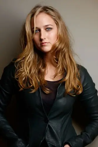 Leelee Sobieski Wall Poster picture 743740